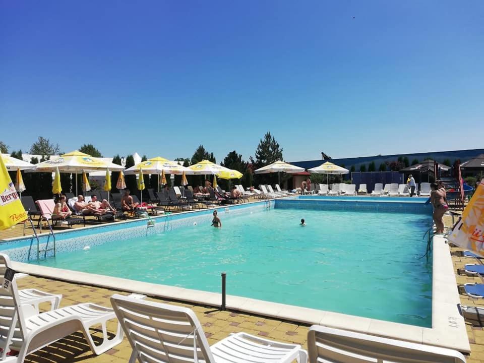 Aqua Party Hotel Victoria  Zewnętrze zdjęcie